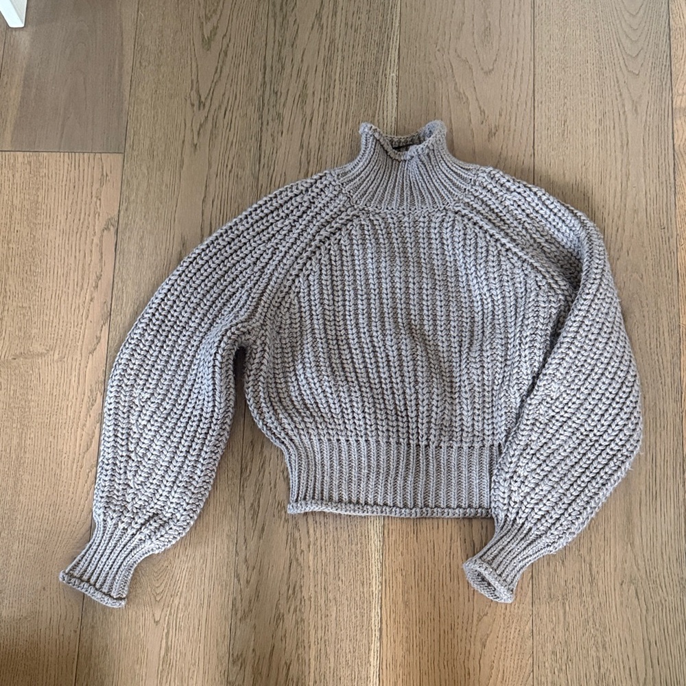 H&M Women's Gray Chunky Knit Sweater XS
